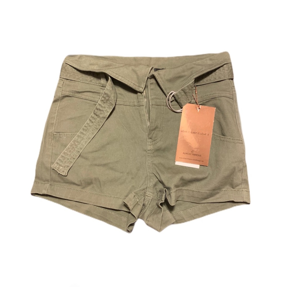Almost Famous NWT Green High waist Jean Sh…